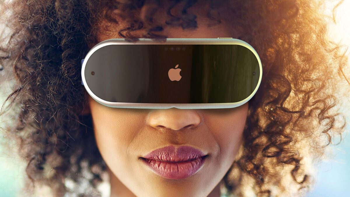 Apple Vision Pro: The Future of AR/VR